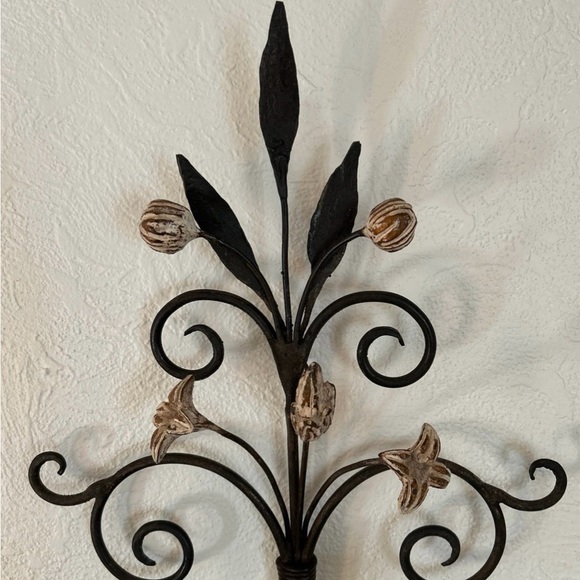 M.A.C. Sculpture Inc. Wall Sconce - Picture 3 of 12